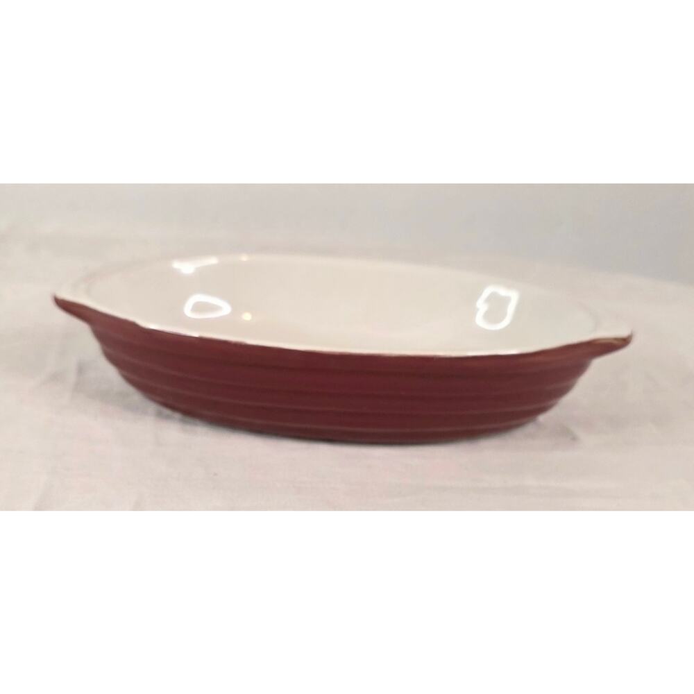 Unbranded Stoneware Oval Au-Gratin Dish Red Outside White Inside 5"x8"